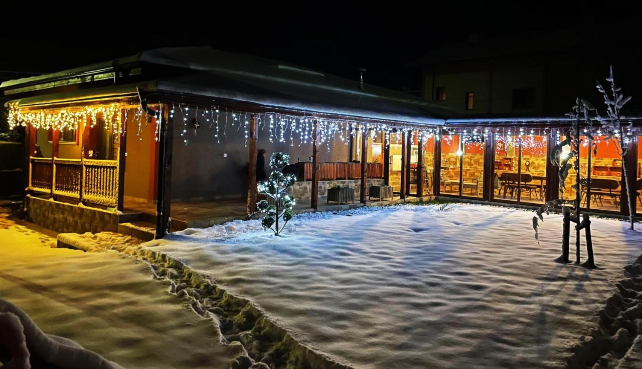 Къща За Гости Детелина - Лина Sapareva Banya Esterno foto